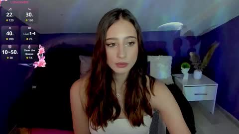 Emilia online show from October 3, 2:55 pm