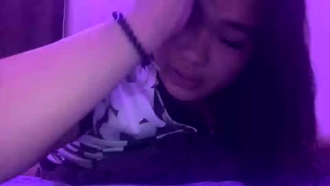 RIRI online show from March 8, 2:43 pm