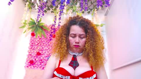 Risitos De Oro online show from December 3, 11:40 pm