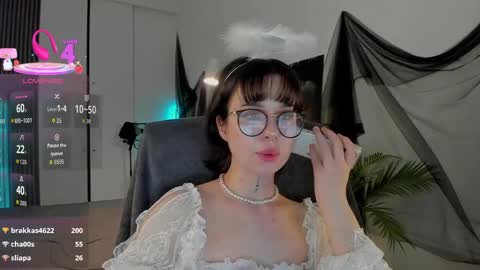 Alice online show from May 27, 1:57 am