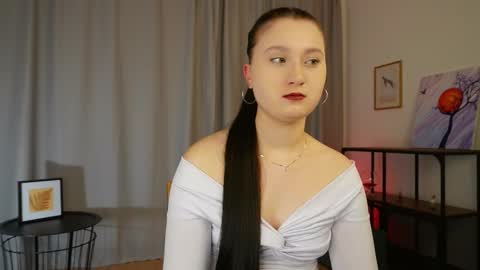 Hey Im Betsey  online show from October 13, 2:20 pm