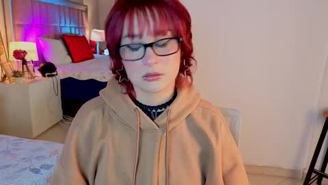 robin D online show from April 5, 8:41 pm