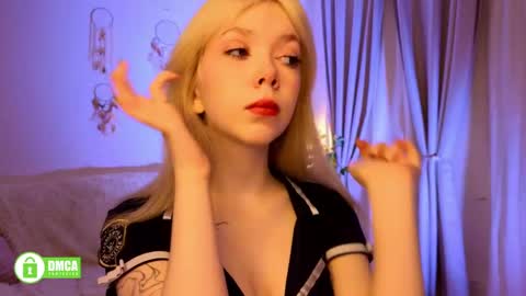 rochelle_dolly online show from May 7, 8:45 pm