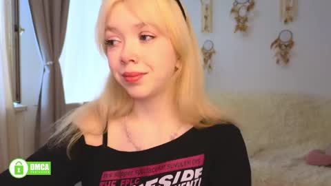 rochelle_dolly online show from May 13, 4:02 pm