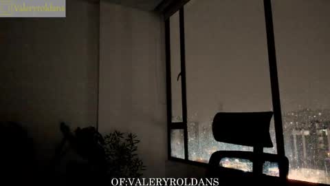 Snapshot of roldansvalery chatting on March 12, 2:41 am Valery Roldans online show from March 12, 2:41 am