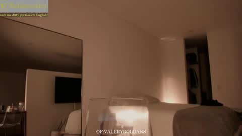 Valery Roldans online show from May 1, 2:15 am