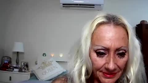 Sienna Diamond online show from July 8, 3:20 am
