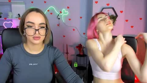 rosalin online show from April 5, 9:19 am