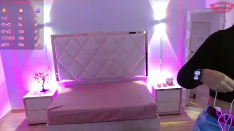 ROSALIN online show from March 10, 11:25 am