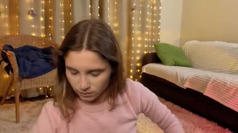 Kylie online show from February 18, 5:34 pm