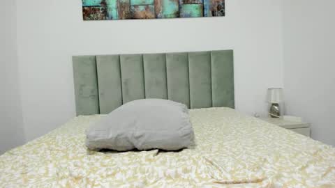 Rosa online show from November 24, 10:45 pm