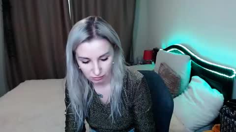 Snapshot of rose__shine chatting on December 25, 11:54 am rose shine online show from December 25, 11:54 am