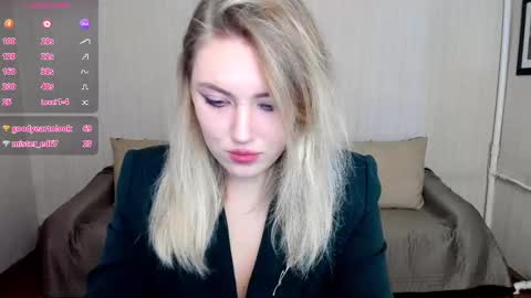 Rose but u can call me princess online show from January 28, 8:04 pm