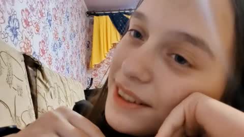 Sophie online show from November 27, 5:21 am