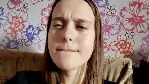 Sophie online show from January 8, 4:05 am