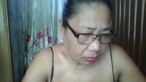 rosebelle66 online show from May 7, 1:43 am