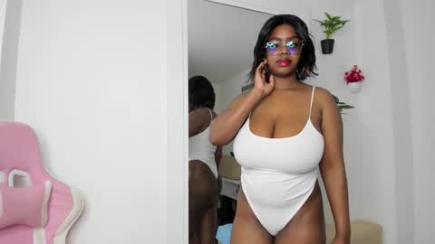 RoseBig online show from October 2, 2:49 am