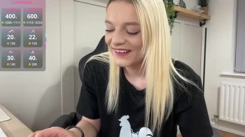 rose97 online show from January 18, 8:05 pm