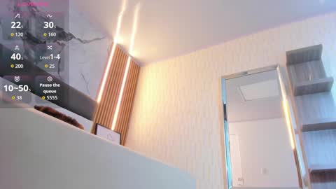 ROSELIN online show from October 17, 9:40 pm