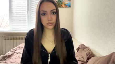 Mimi online show from November 6, 11:27 am