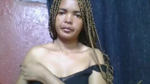 rosia685234 online show from April 29, 2:37 am