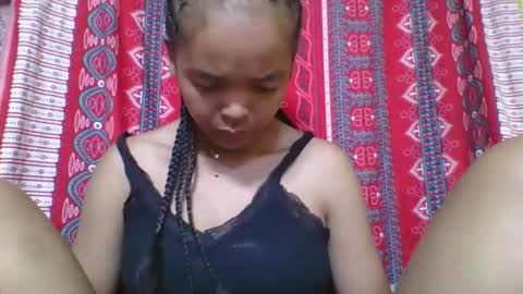 rosia685234 online show from May 7, 9:24 am