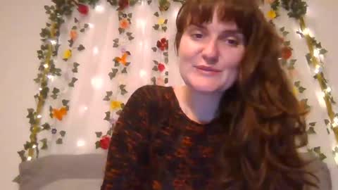 rosie_woods online show from October 13, 3:53 am