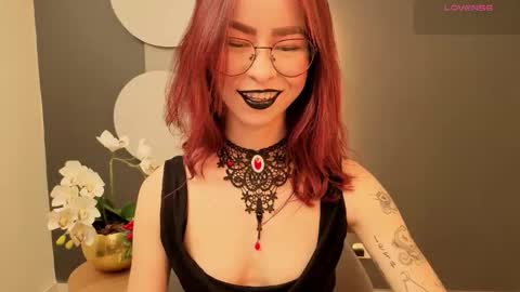 Miss Rosse online show from December 17, 2:21 pm