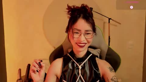 Miss Rosse online show from March 29, 1:43 pm