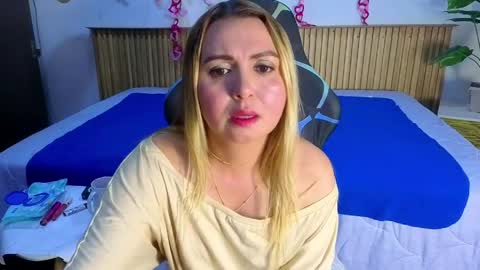 MY NAME IS  ROSSE  online show from April 4, 6:51 pm