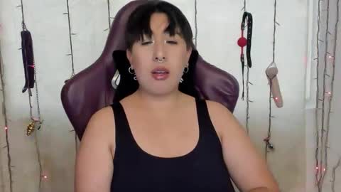 ROSSE DEMOND  online show from May 9, 6:21 pm