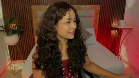 rossie_lanie_ online show from May 19, 7:21 pm