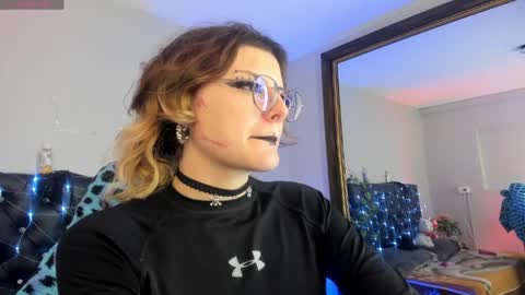 Rossie hunt online show from April 9, 2:00 pm