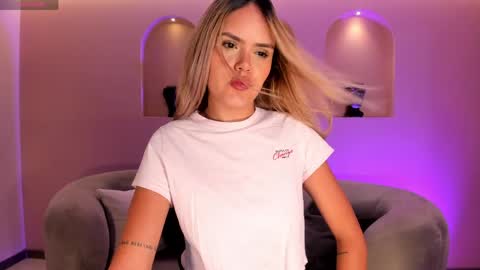 Rossie Rivers online show from March 25, 12:08 pm