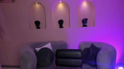 Rossie Rivers online show from March 29, 12:04 pm