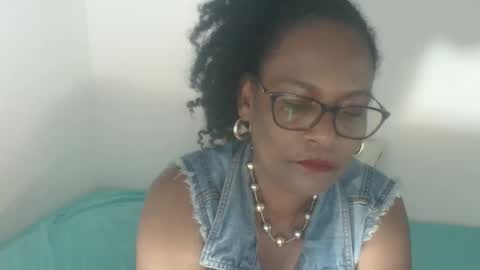 luxa online show from March 21, 3:06 pm