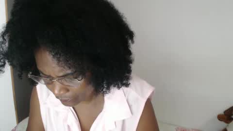 luxa online show from February 3, 1:08 pm