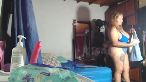 rousse online show from July 26, 2:52 am