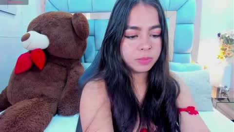 Rousse Stonss online show from March 21, 7:08 pm