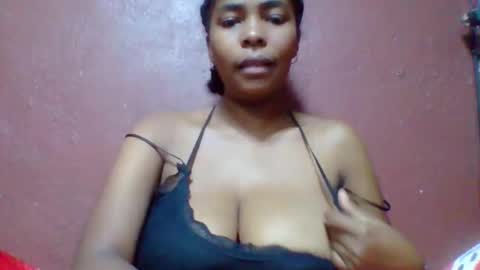 rovaelyah online show from May 3, 6:39 am