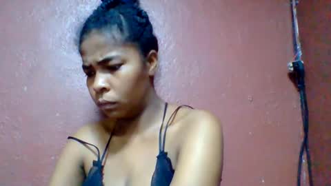 rovaelyah online show from May 25, 6:56 am