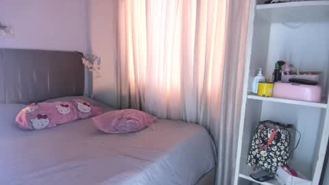 Roxx online show from March 31, 5:35 pm