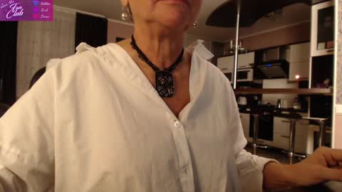 Roxana online show from December 9, 2:49 pm