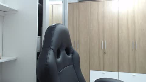 Roxana online show from January 2, 2:54 am