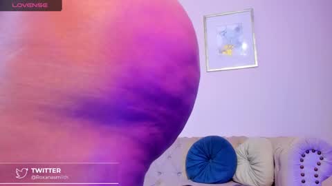 Snapshot of roxanasmiith chatting on September 30, 2:50 am Roxxx Thee Stallion online show from September 30, 2:50 am
