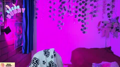roxxy online show from May 23, 5:17 am