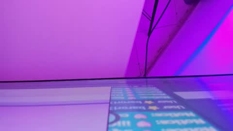 Roxane online show from March 21, 9:14 am