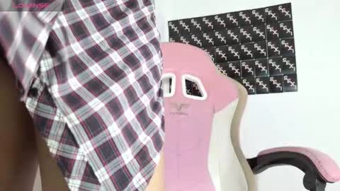 Roxane  online show from October 19, 7:05 pm