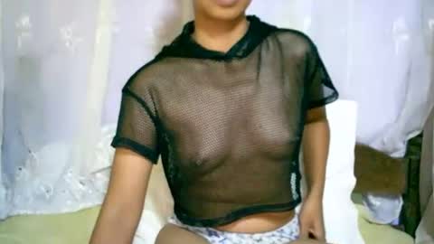 roxanne_98 online show from January 18, 2:47 am