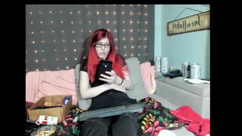 roxihazeleyes online show from February 9, 11:36 am